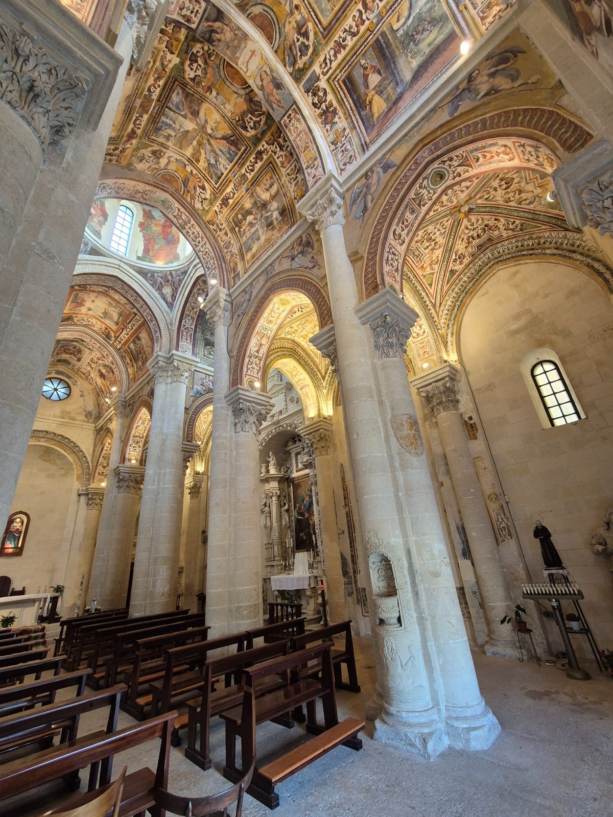 Illuminazione LED nella Chiesa dei Santi Niccolò e Cataldo a Lecce